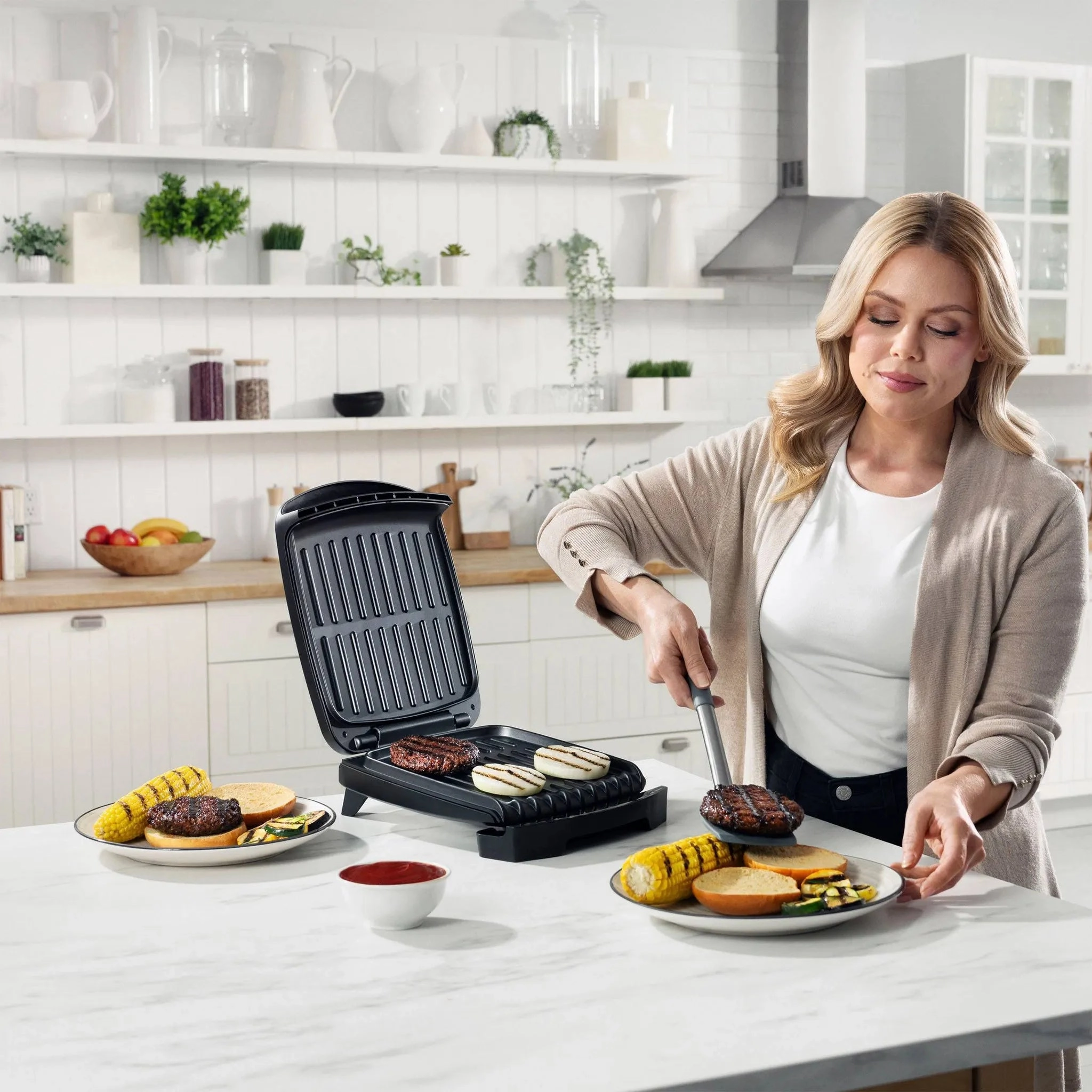 4-Serving Multi-Use Contact Grill & Panini - Black