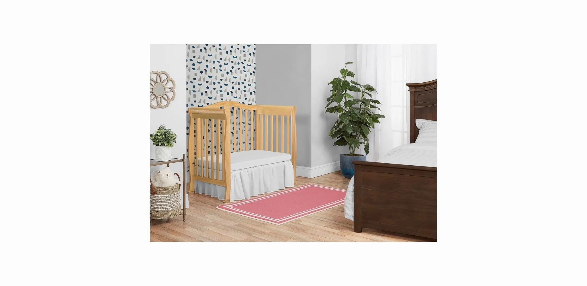 Addison 4-in-1 Convertible Mini Crib in Natural