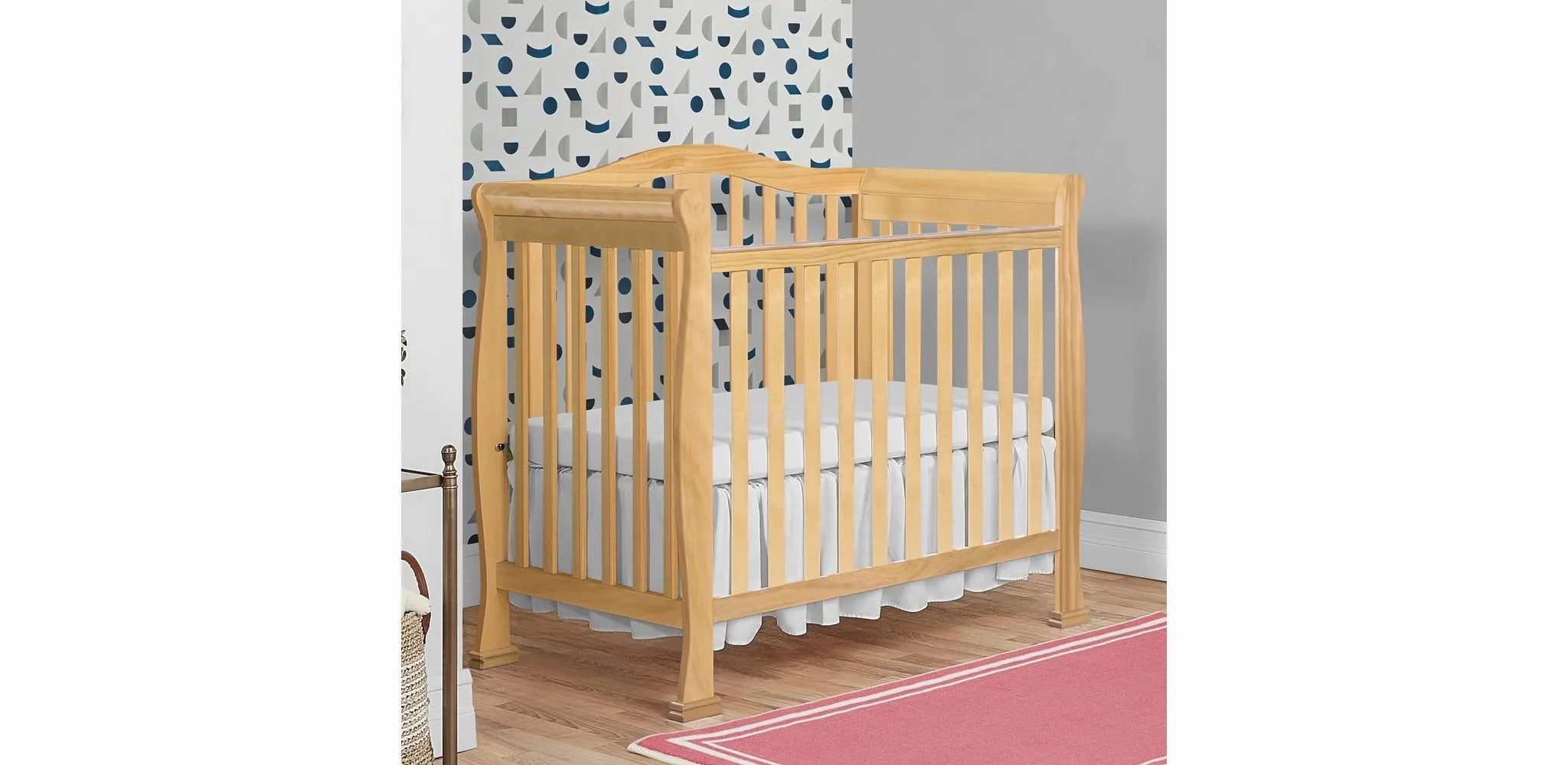 Addison 4-in-1 Convertible Mini Crib in Natural