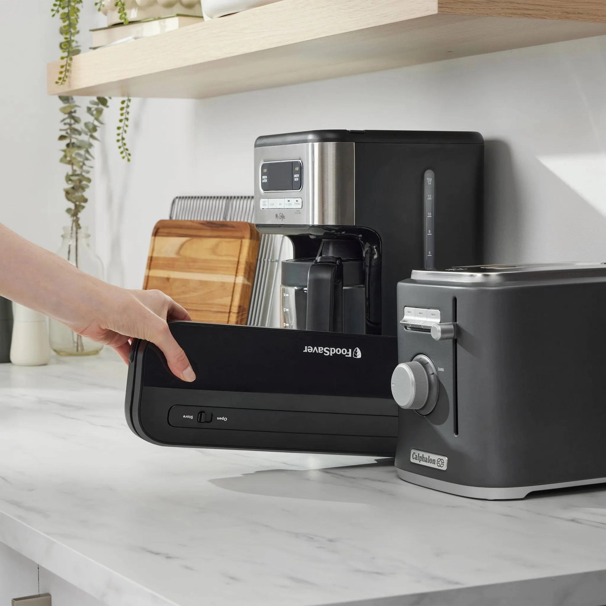 FoodSaver Space-Saving Vacuum Sealer with Bags