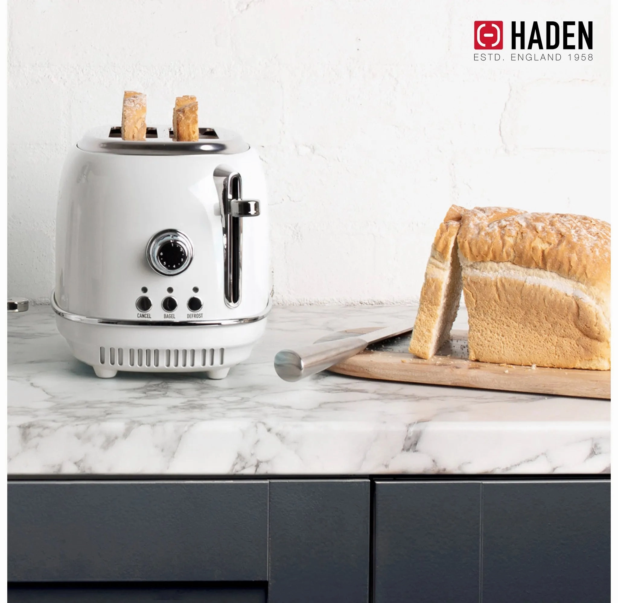 Heritage 2 Slice Wide Slot Toaster - Ivory & Chrome