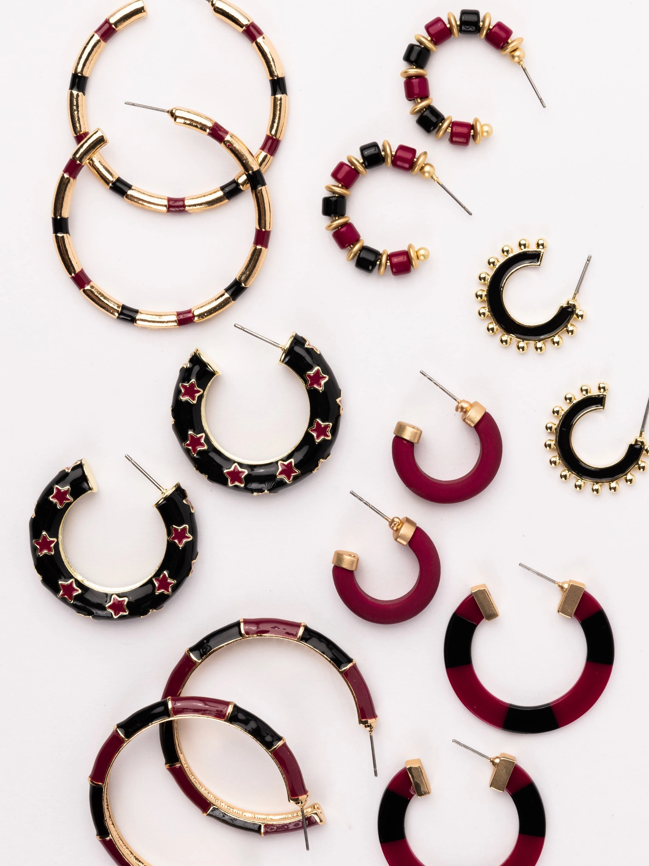 Kelly Earrings | Garnet   Black