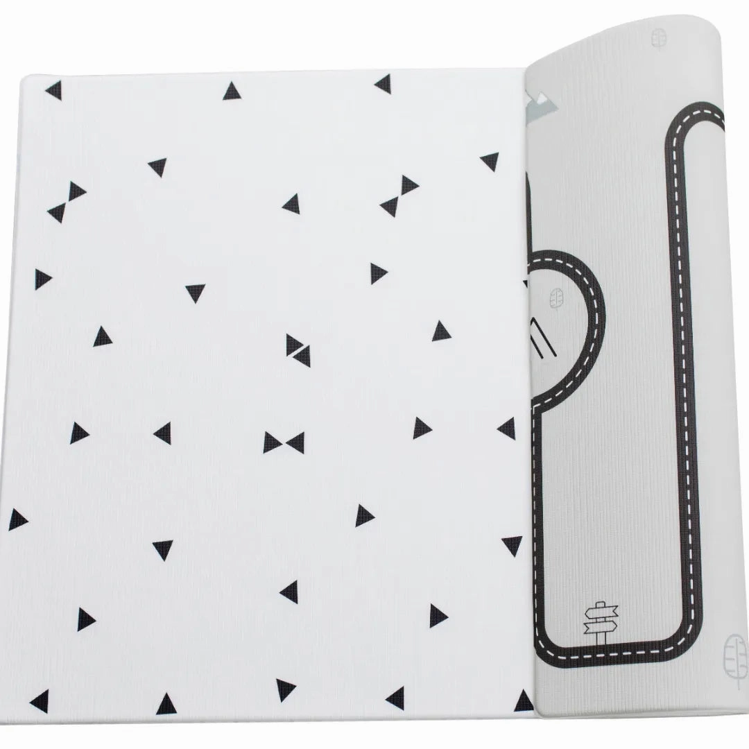 Ofie Reversible Play Mat (Country Road   Triangle)