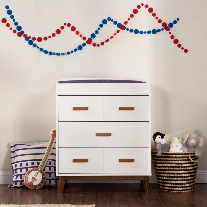 Scoot Changer/ Dresser