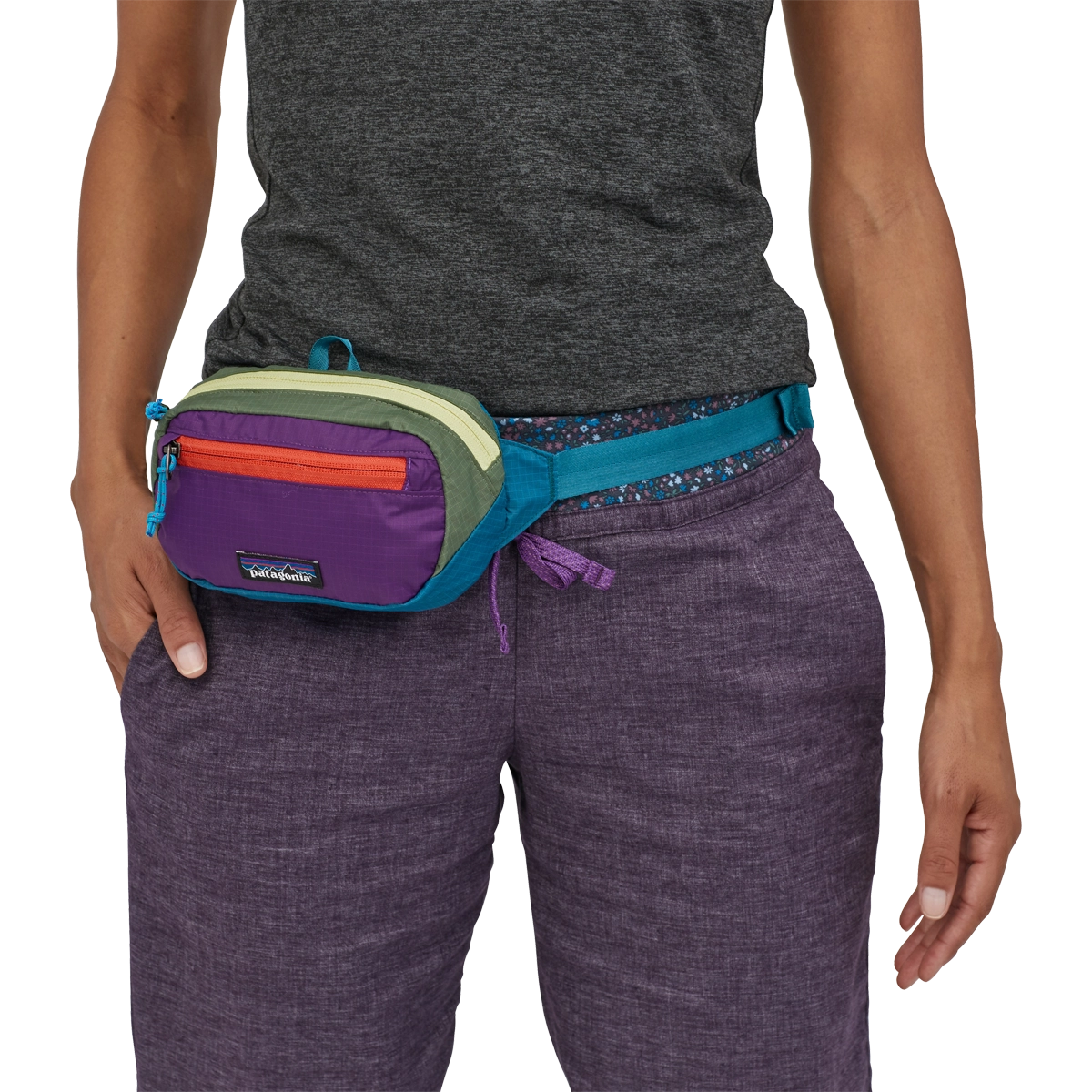 Ultralight Black Hole Mini Hip Pack